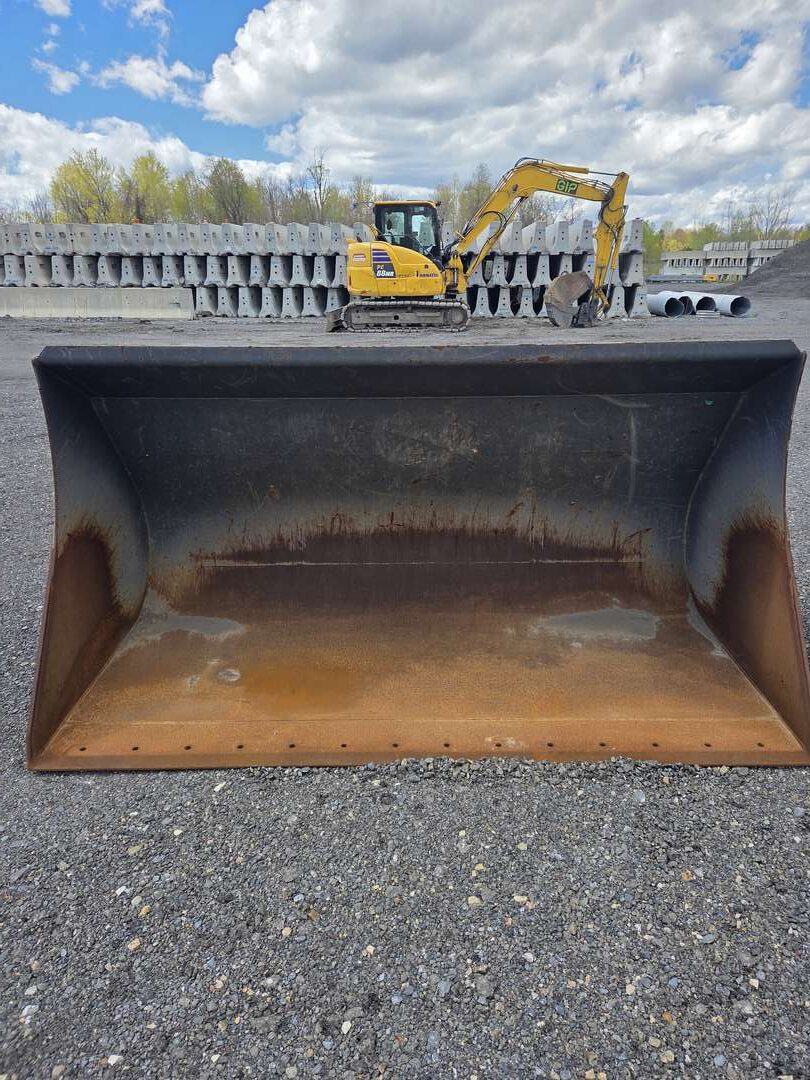 88″ Volvo General Purpose Bucket